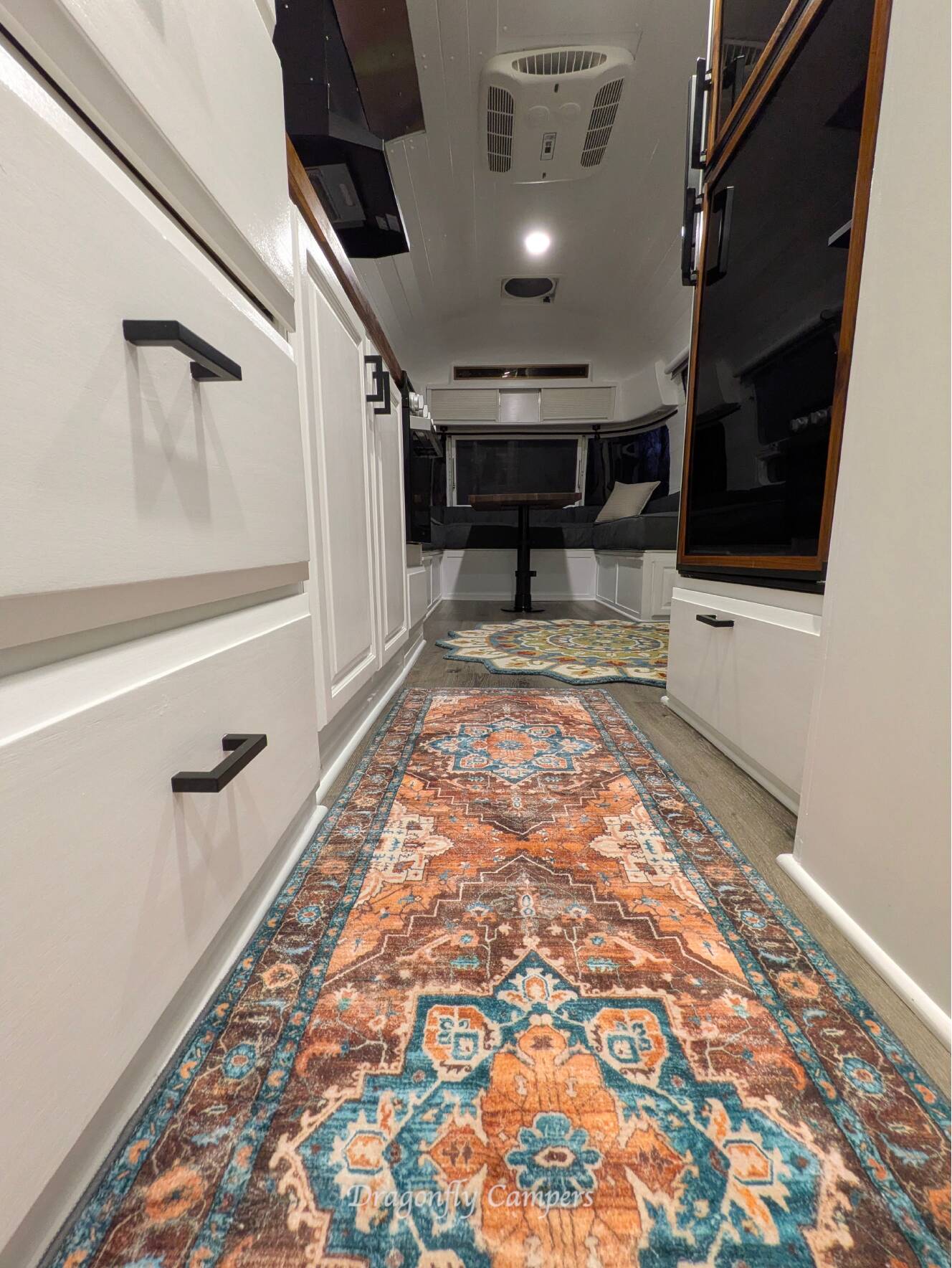 A photo of this 1988 Airstream EXCELLA 32