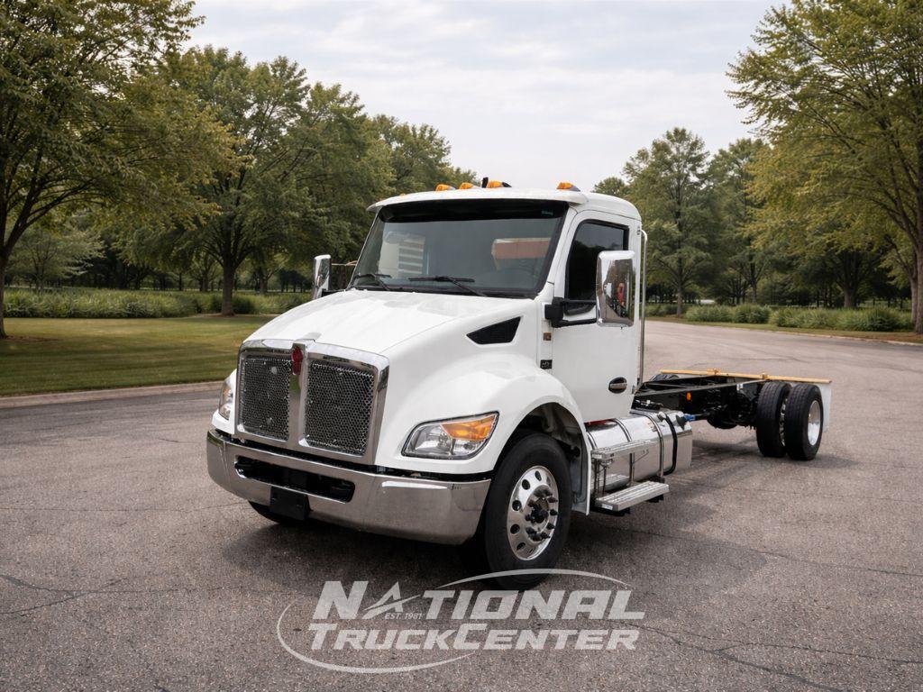 2026 KENWORTH T380 in Hialeah, FL