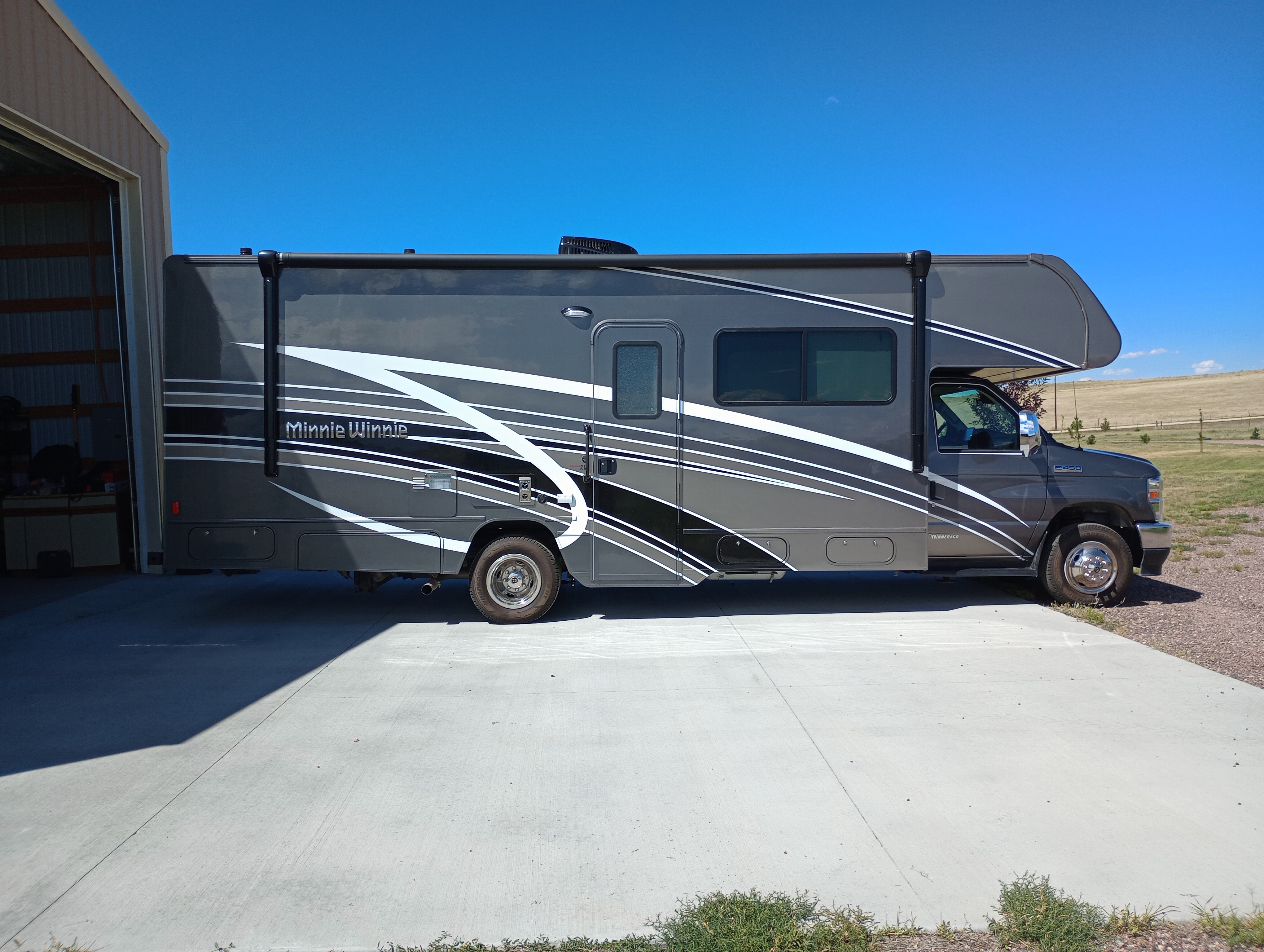 2022 Winnebago MINNIE WINNIE 26T RV