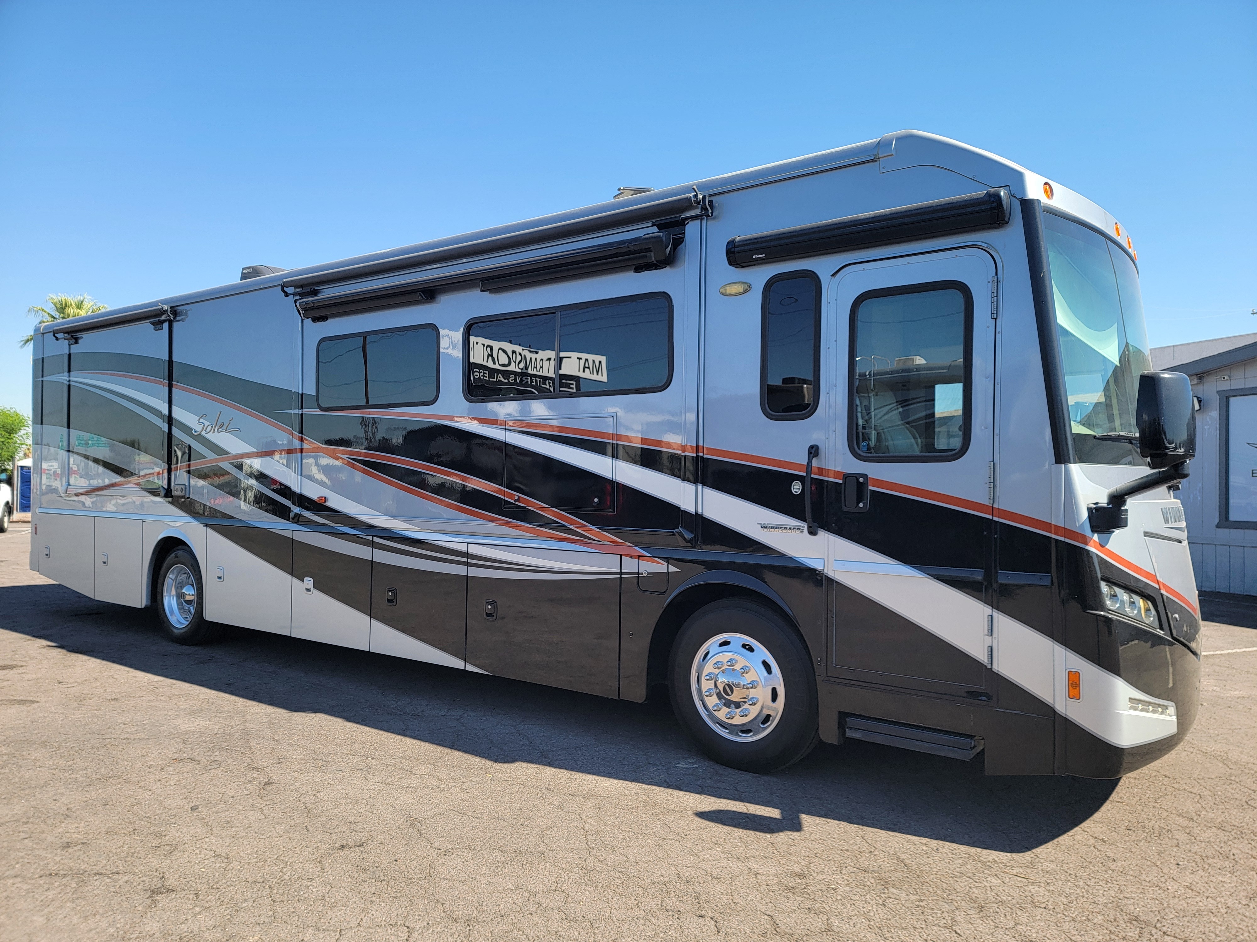 2016 Winnebago SOLEI 36G in phoenix AZ