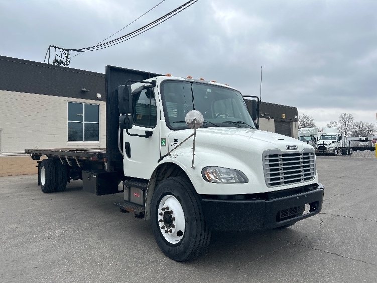 2020 FREIGHTLINER BUSINESS CLASS M2 106 in Des Moines, IA