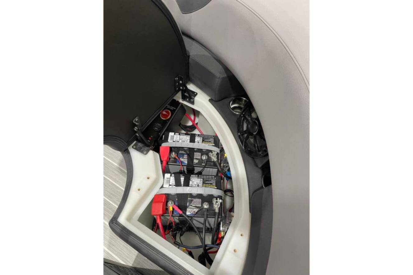 A photo of this 2025 Trifecta 23RF SS