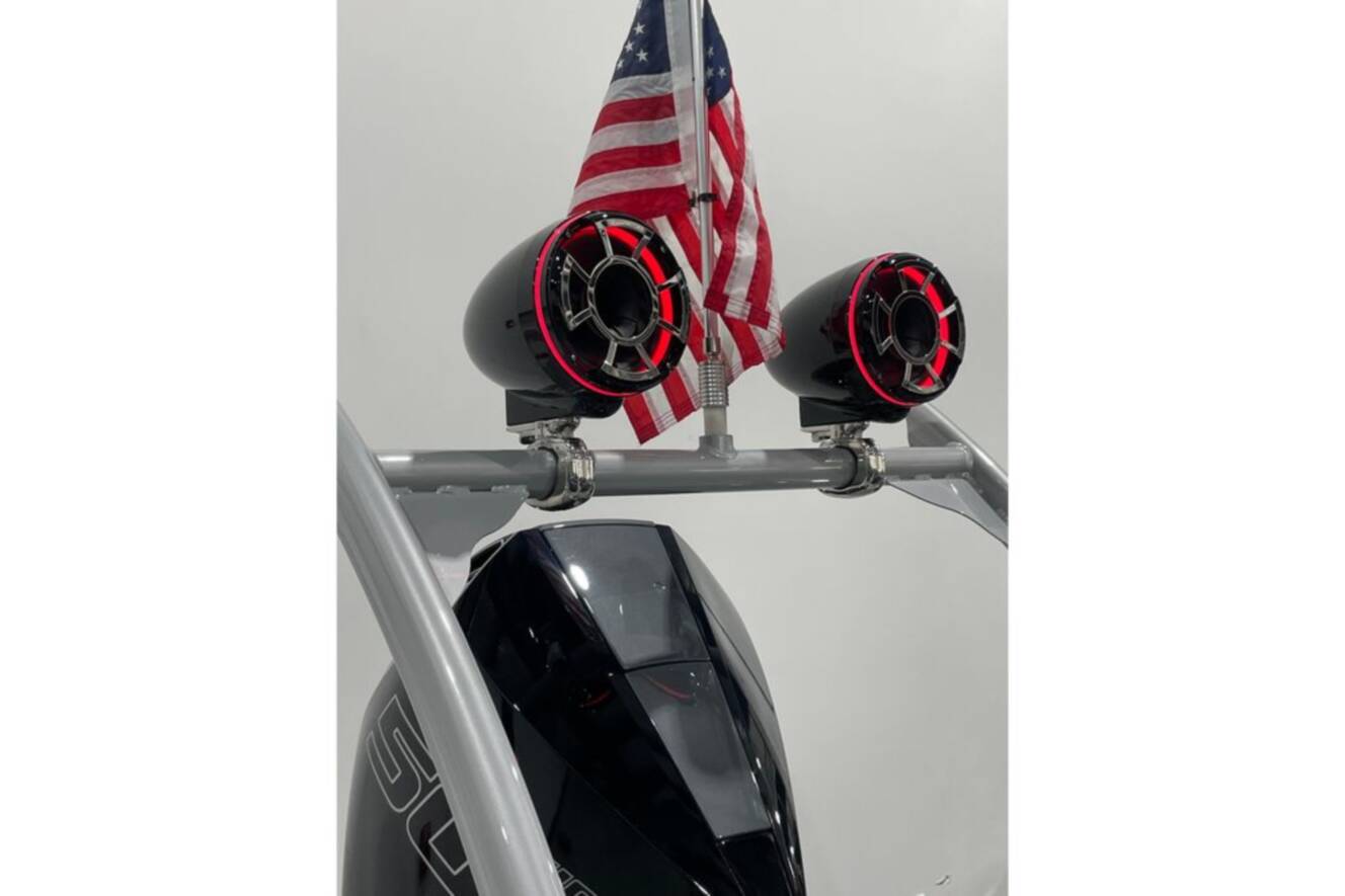 A photo of this 2025 Trifecta 23RF SS