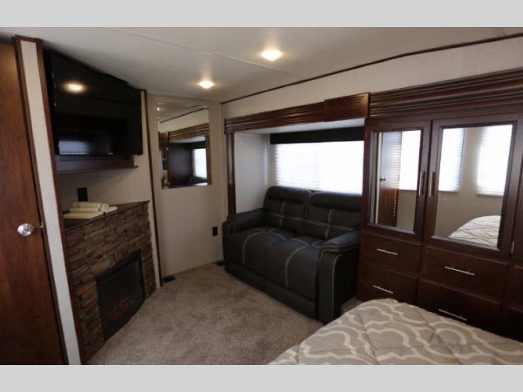 2018 Forest River Rv Vengeance 420V12 in sterling heights MI