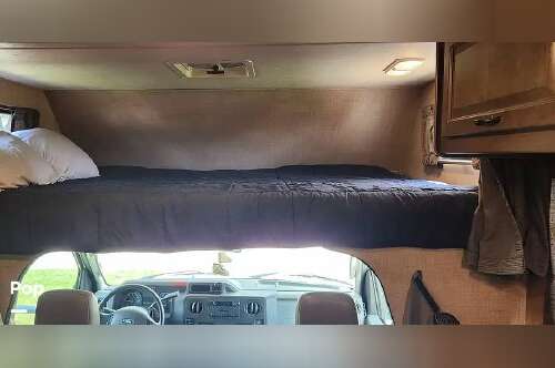 2019 Thor Motor Coach Majestic 28A in livonia MI