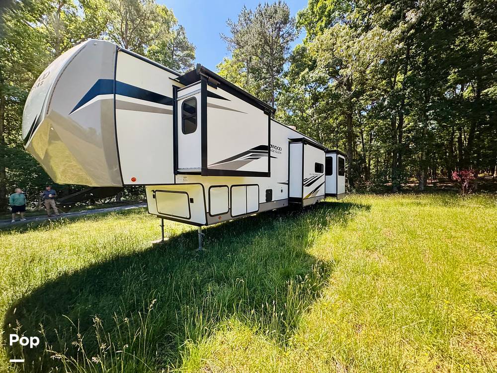2024 Forest River Heritage Glen Elite 35RE in gold hill NC