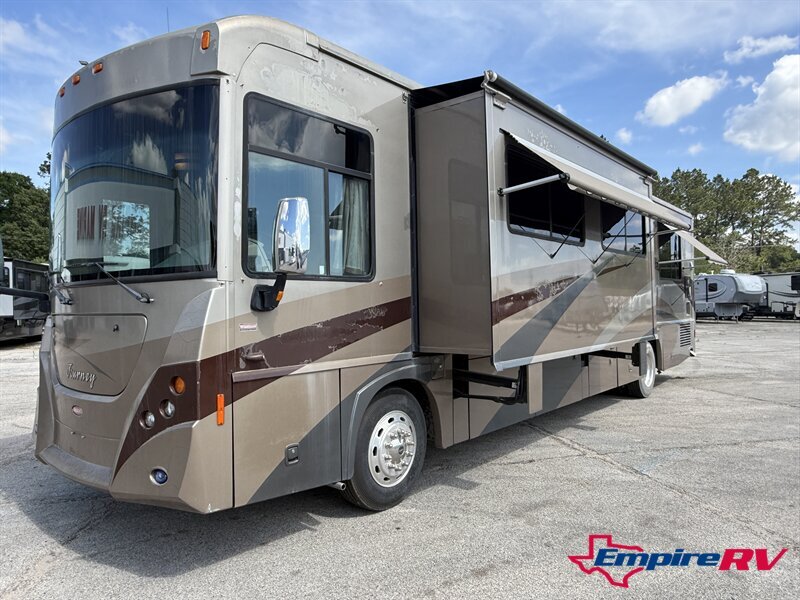 2008 Winnebago JOURNEY 39Z Class A Diesel Motorhome - Diesel Pusher RV