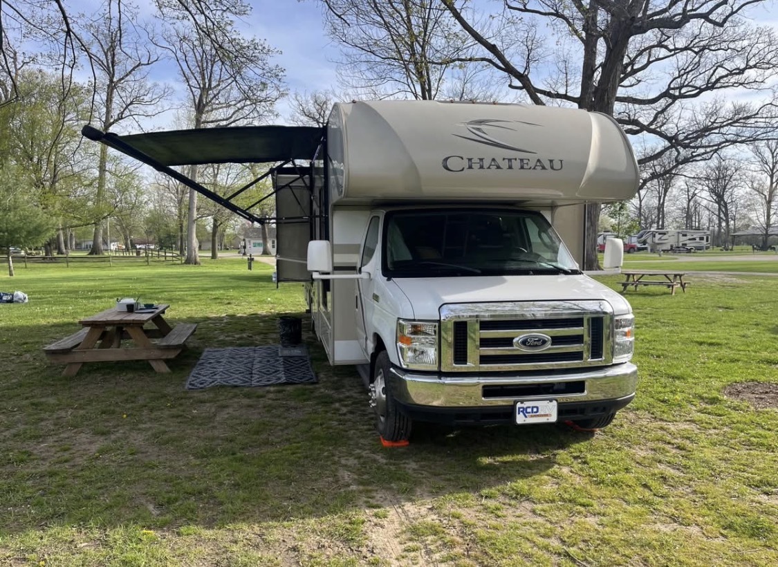 2017 Thor Motor Coach CHATEAU 30D in plain city OH