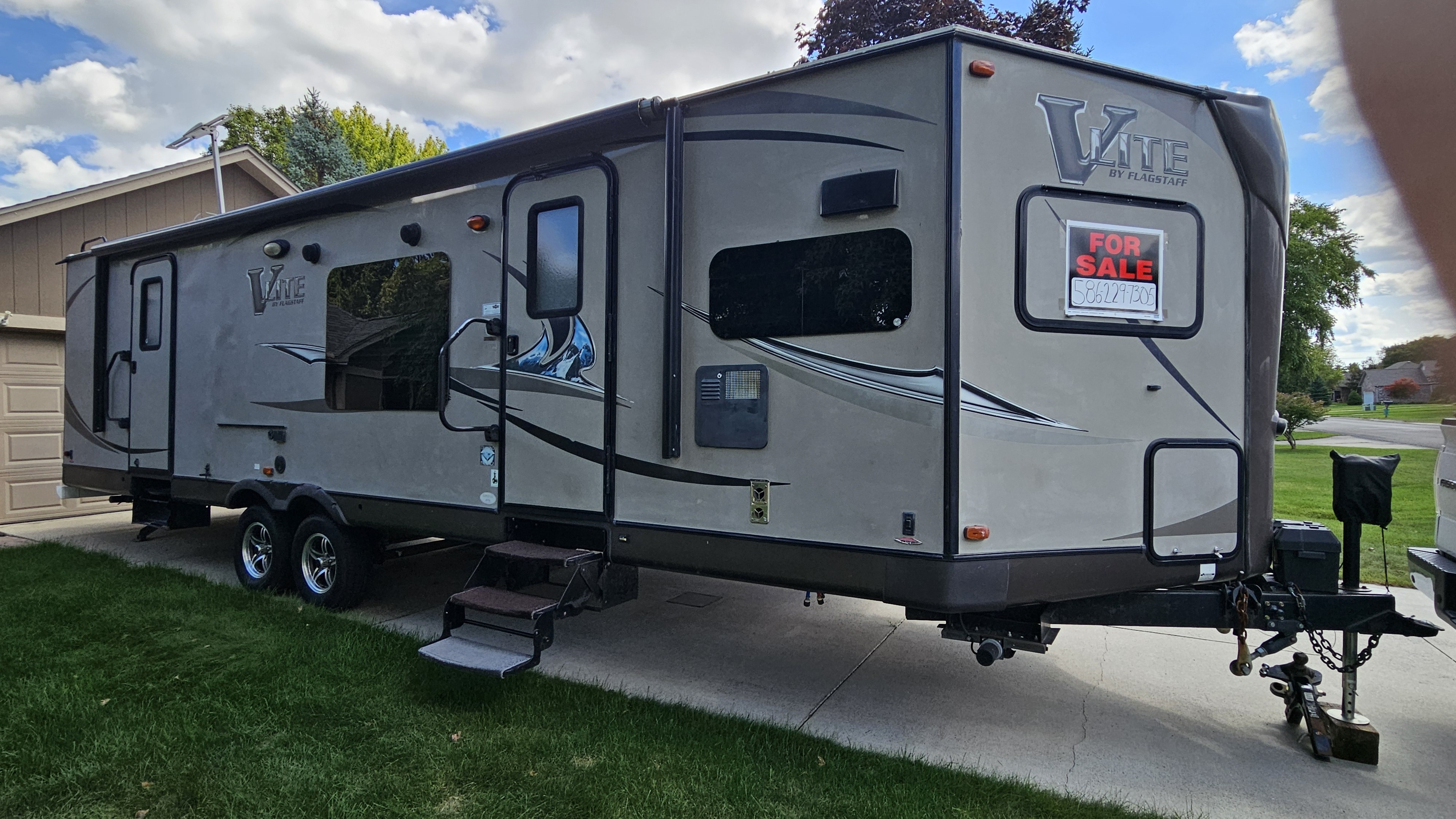 2013 Forest River Flagstaff-V-Lite RV