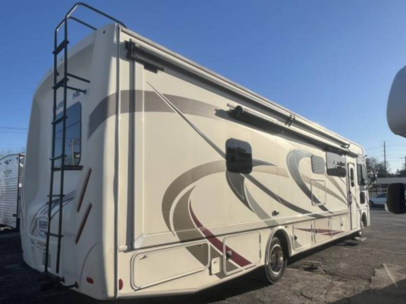 A photo of this 2019 Thor Motor Coach HURRICANE 34R