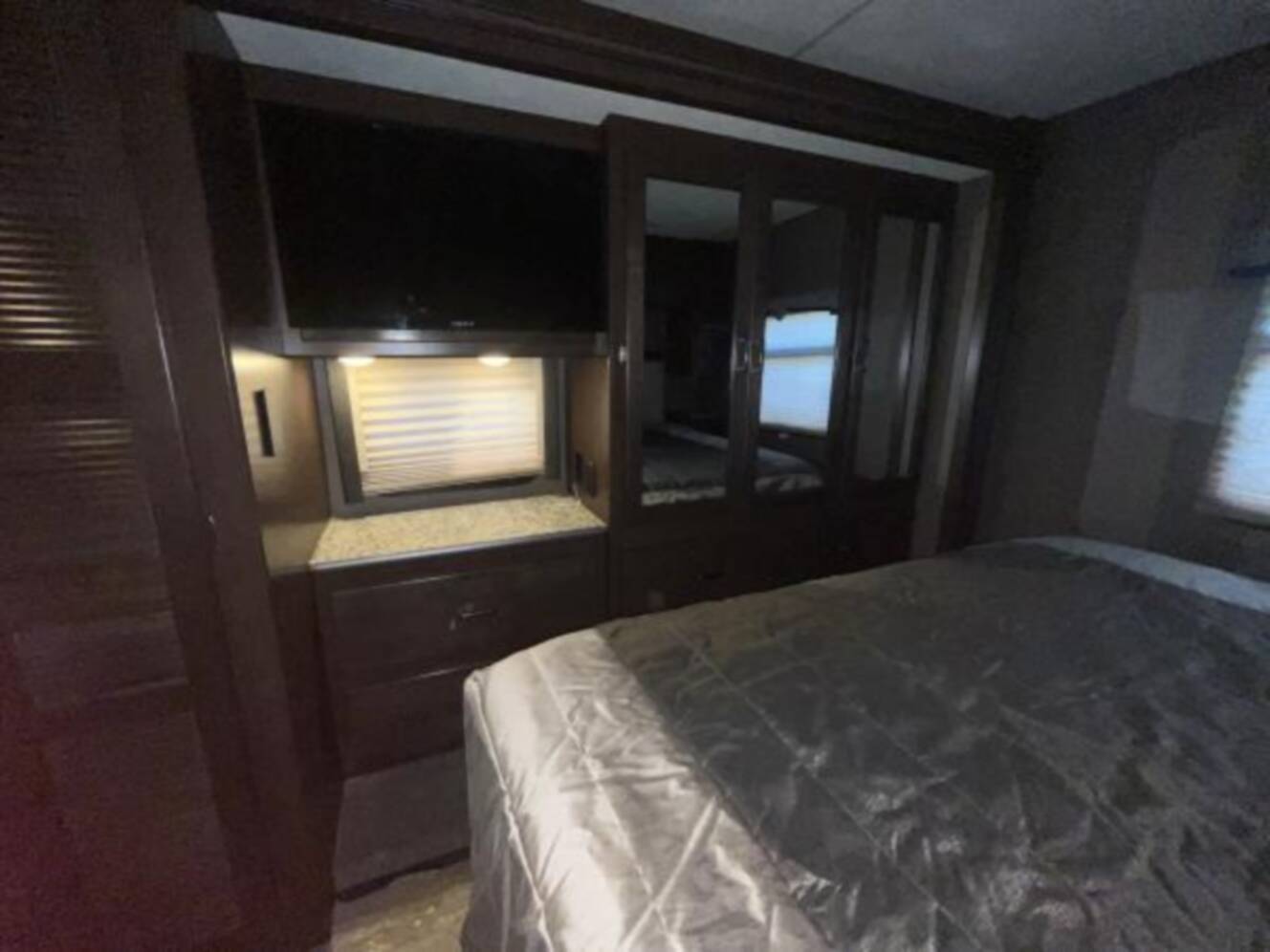 A photo of this 2019 Thor Motor Coach HURRICANE 34R