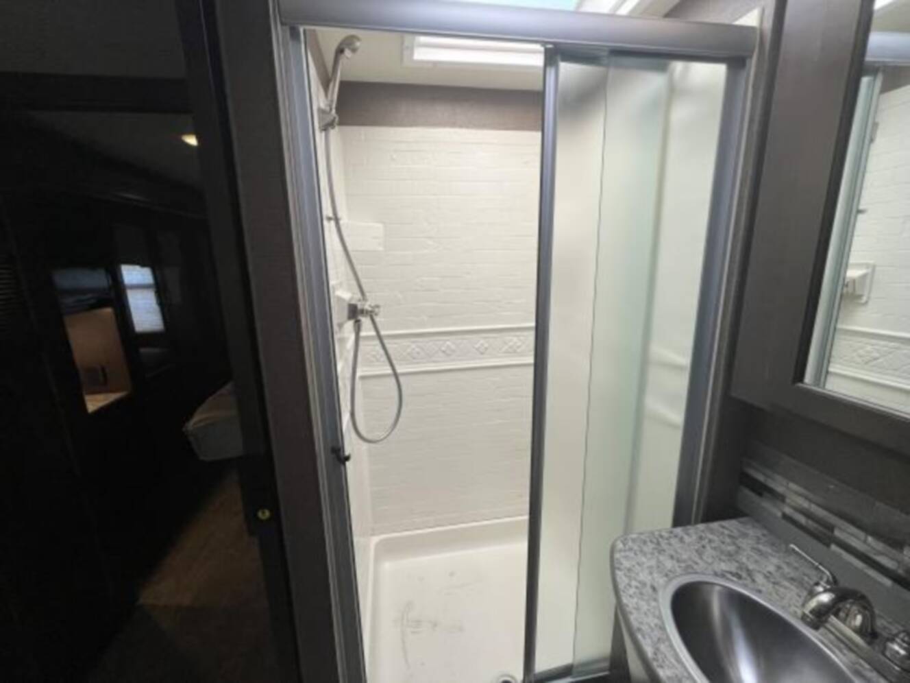 A photo of this 2019 Thor Motor Coach HURRICANE 34R