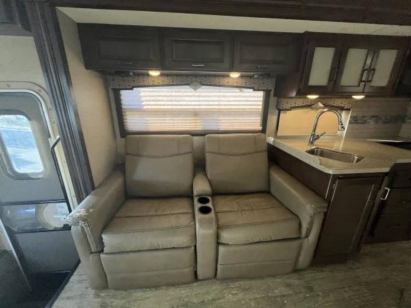 A photo of this 2019 Thor Motor Coach HURRICANE 34R