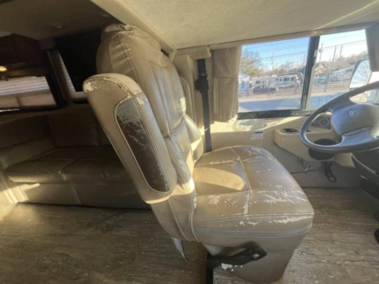 A photo of this 2019 Thor Motor Coach HURRICANE 34R