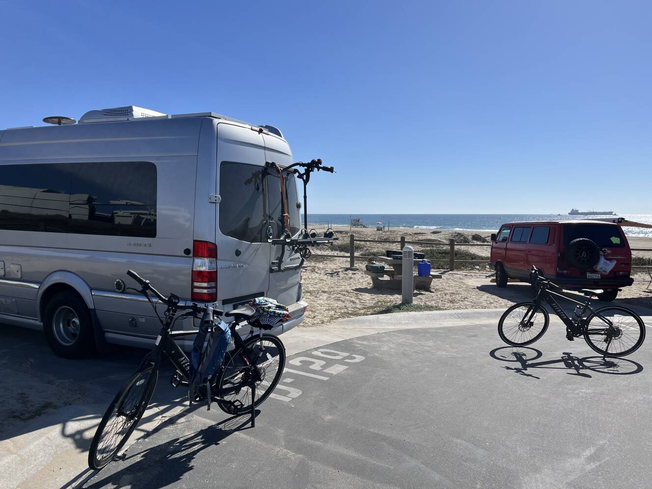 A photo of this 2018 Airstream INTERSTATE GRAND TOUR EXT 3500