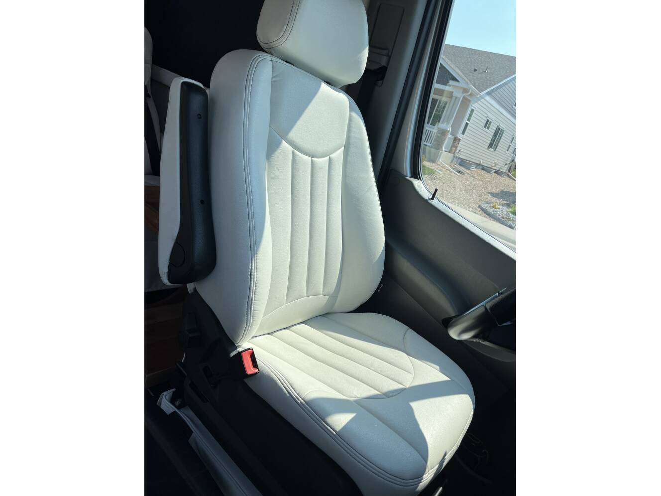 A photo of this 2018 Airstream INTERSTATE GRAND TOUR EXT 3500