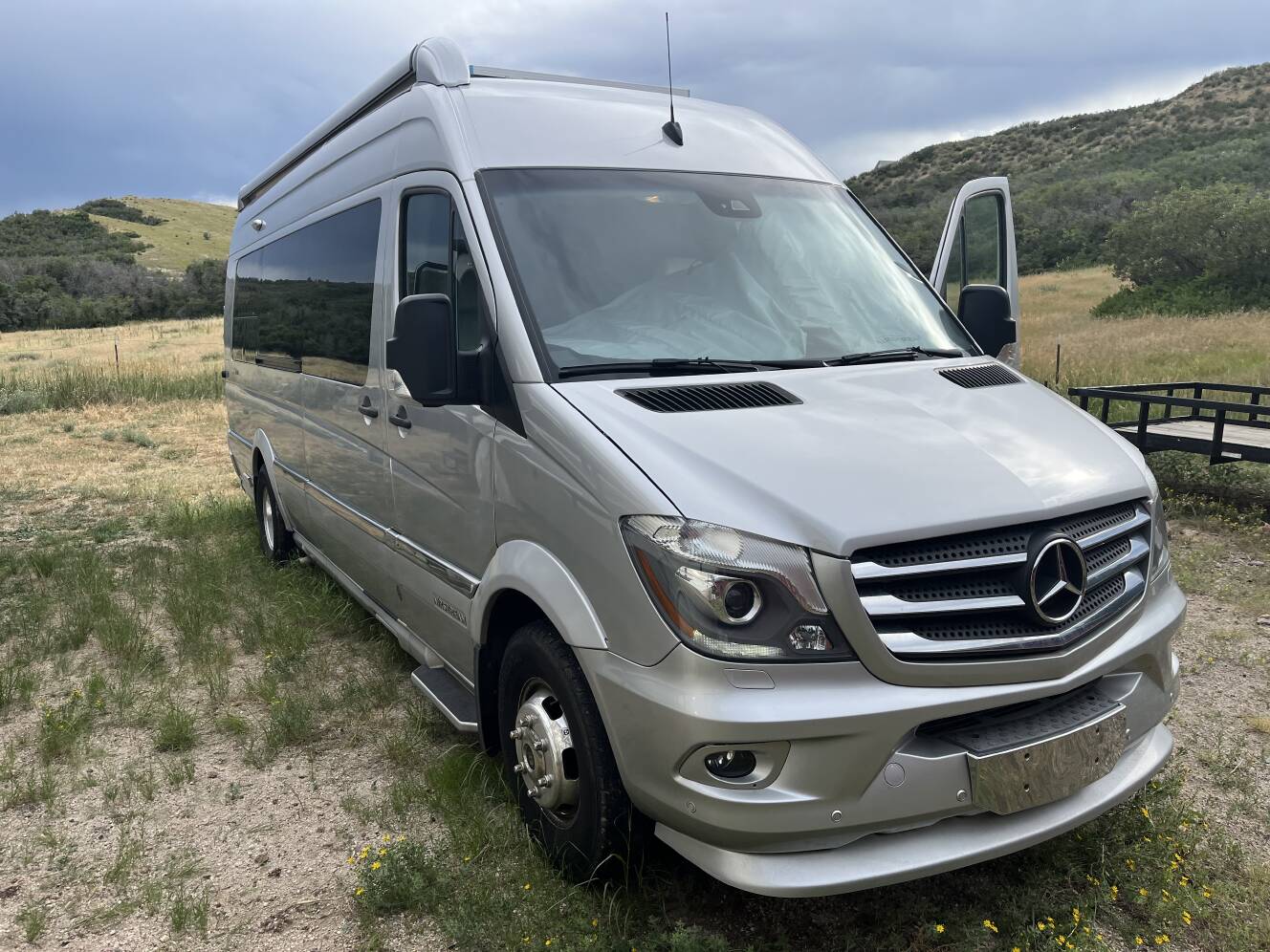 A photo of this 2018 Airstream INTERSTATE GRAND TOUR EXT 3500