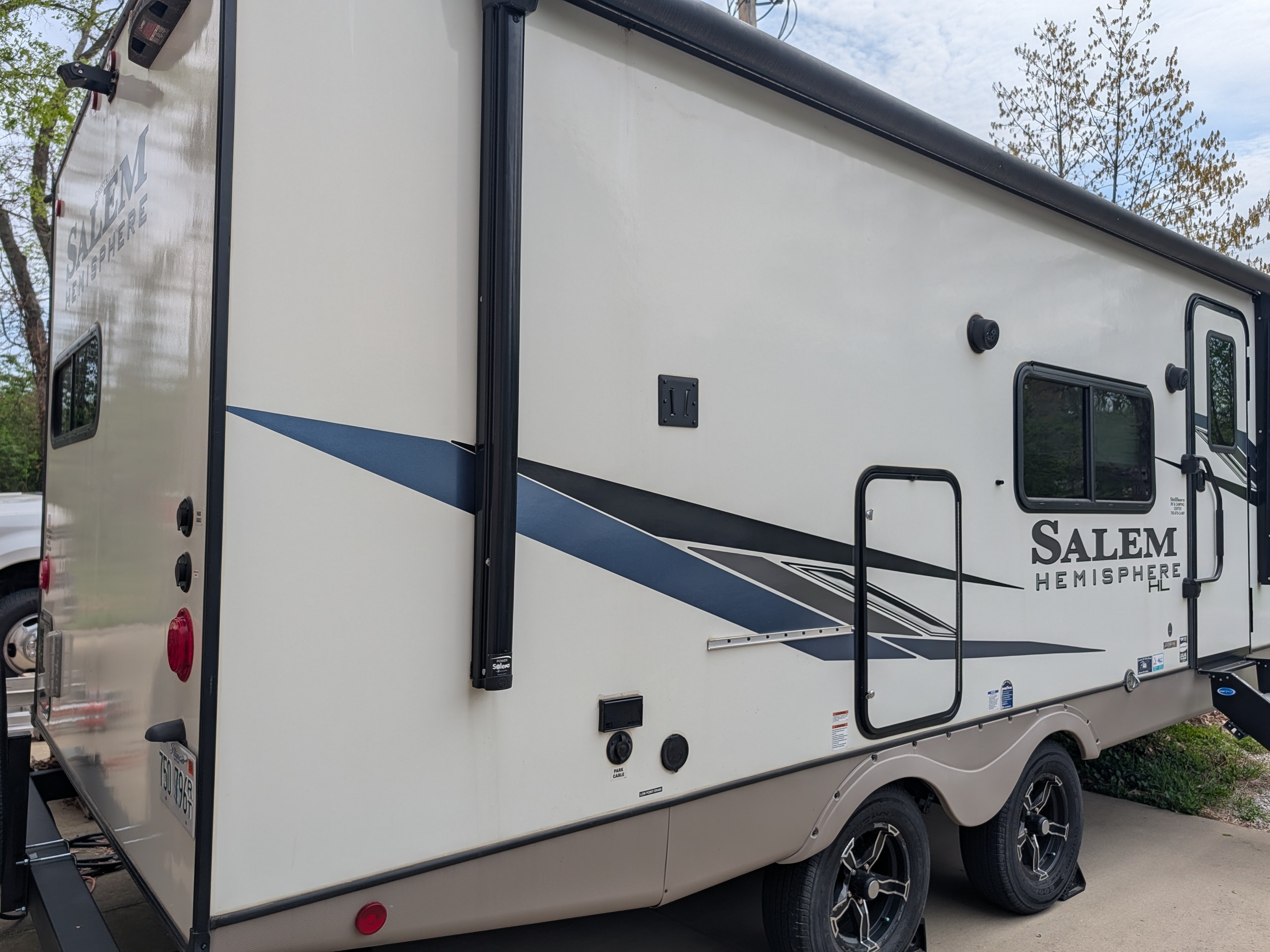 2023 Forest River SALEM HEMISPHERE HYPER LYTE 22RKHL RV
