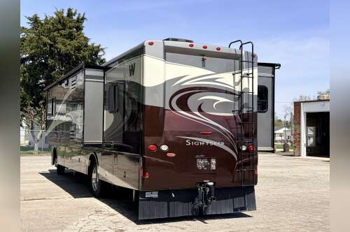 2014 Winnebago SIGHTSEER 33C in mattoon IL