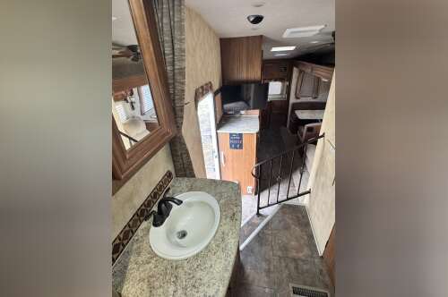 2012 Northwood Mfg ARCTIC SILVER FOX EDITION 27 5L in bailey CO