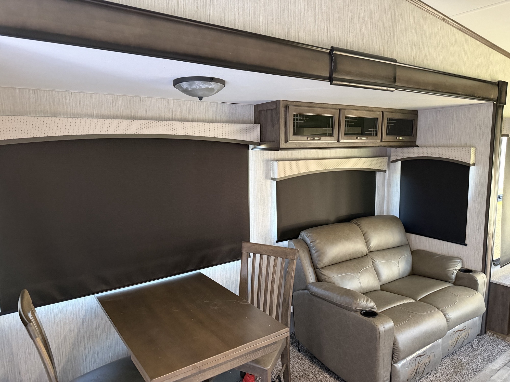 2021 Forest River SIERRA LUXURY 321RL in myrtle point OR