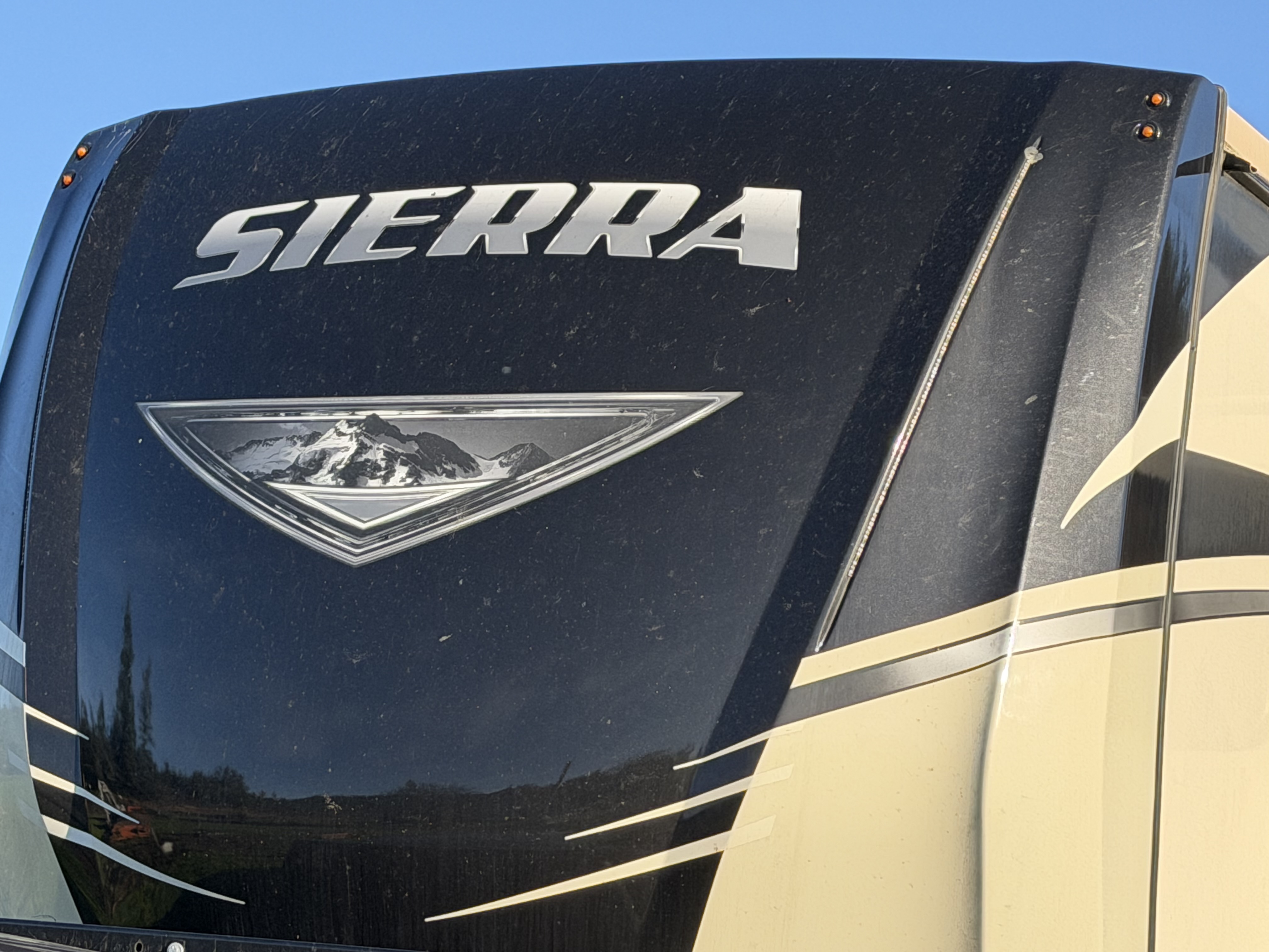 2021 Forest River SIERRA LUXURY 321RL RV