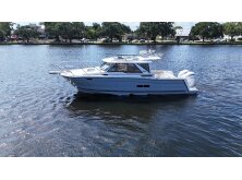 Albemarle 45 Carolinian Preview image