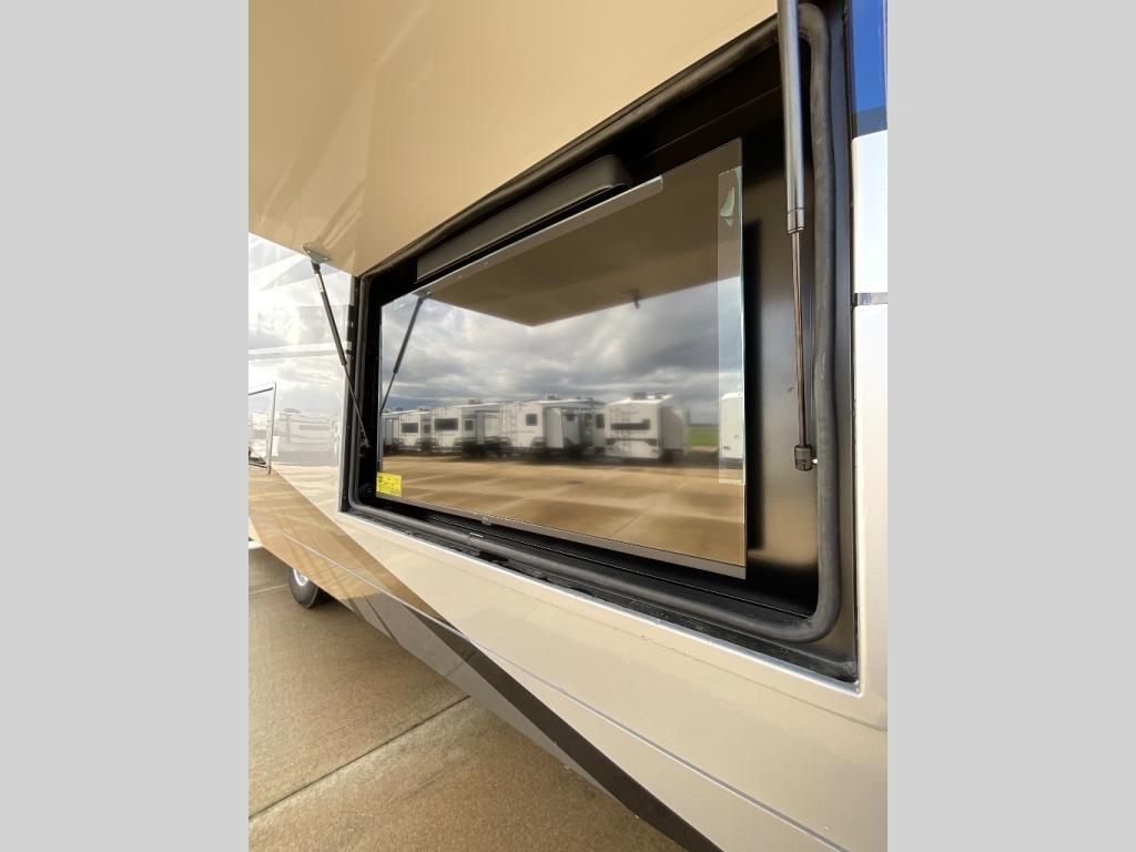 2026 Tiffin Motorhomes Phaeton 40 IH in pontiac IL