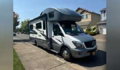 2019 Winnebago NAVION 24J RV