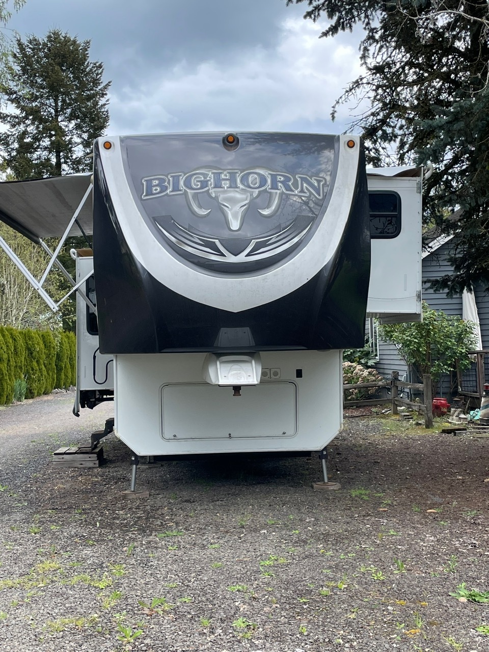 2015 Heartland BIGHORN 3270RS in hillsboro OR