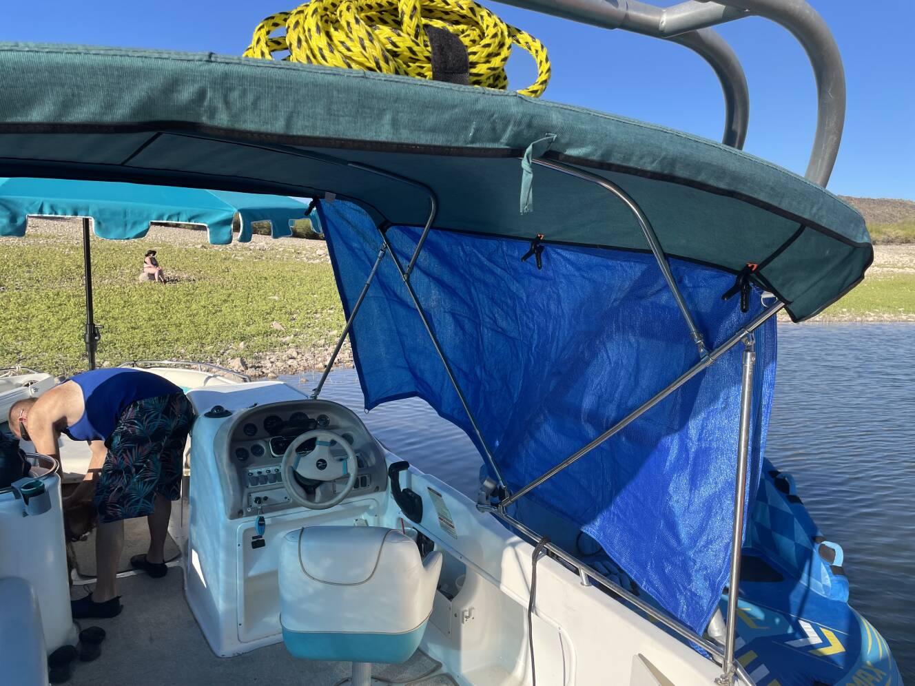 A photo of this 1995 Sea Ray 190 Sundeck