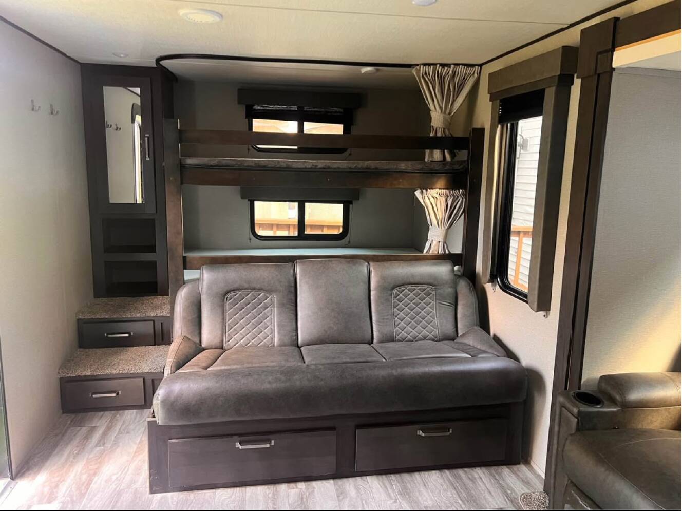 A photo of this 2022 Grand Design TRANSCEND XPLOR 265BH