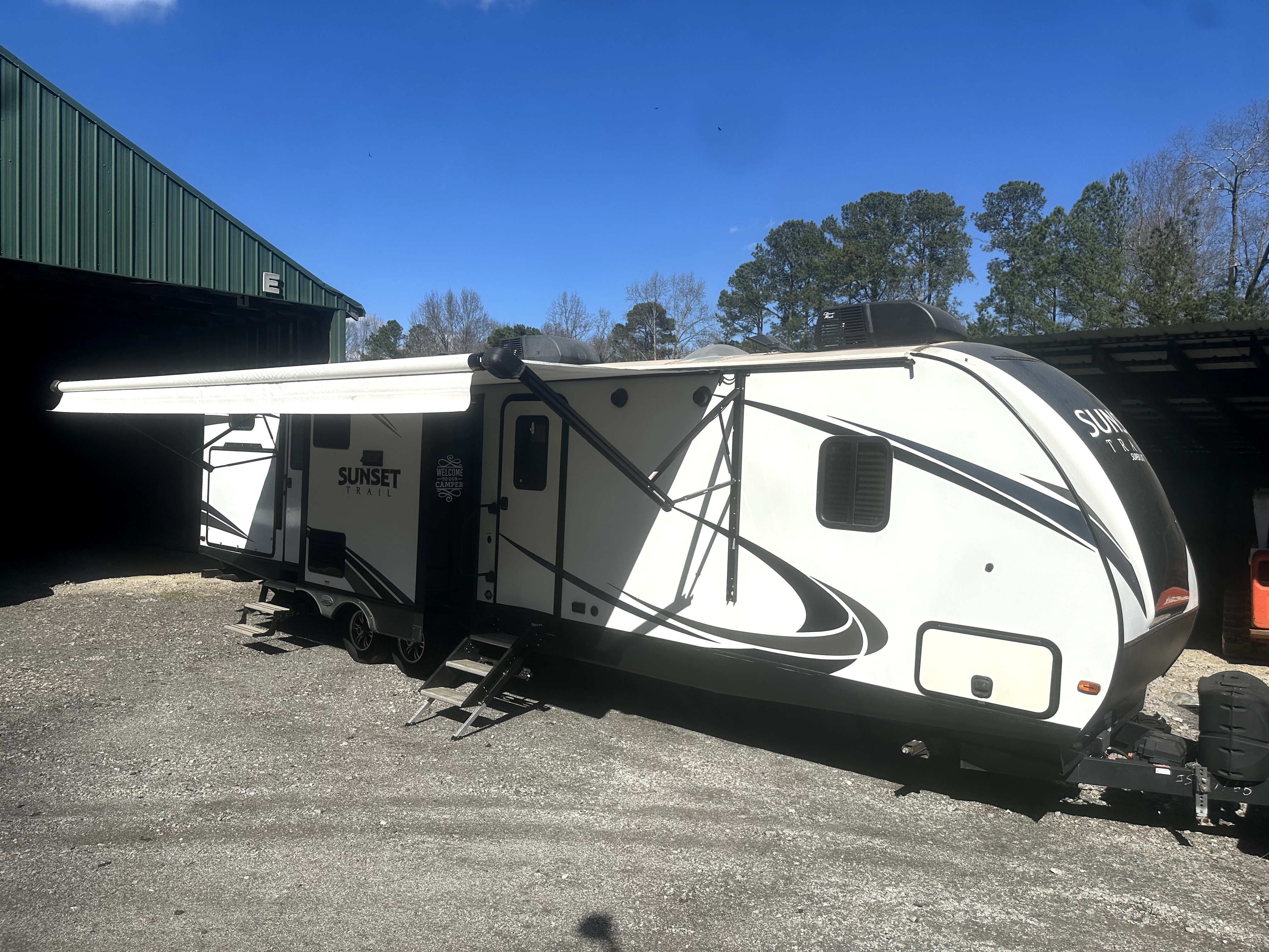 2018 Crossroads SUNSET TRAIL SUPER LITE SS331BH RV
