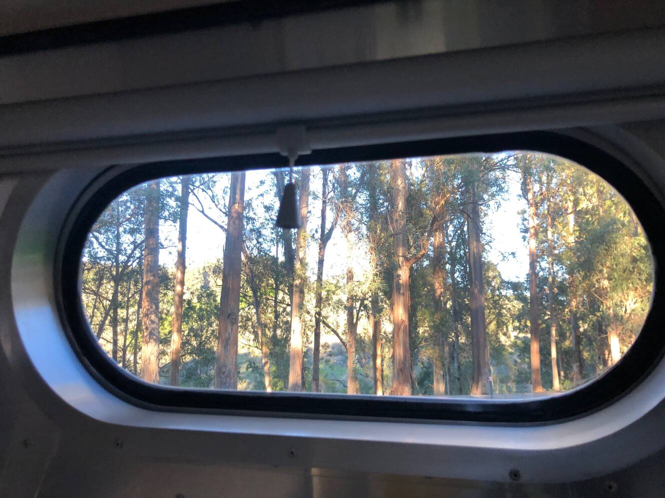 A photo of this 2021 Airstream FLYING CLOUD 27FB QUEEN
