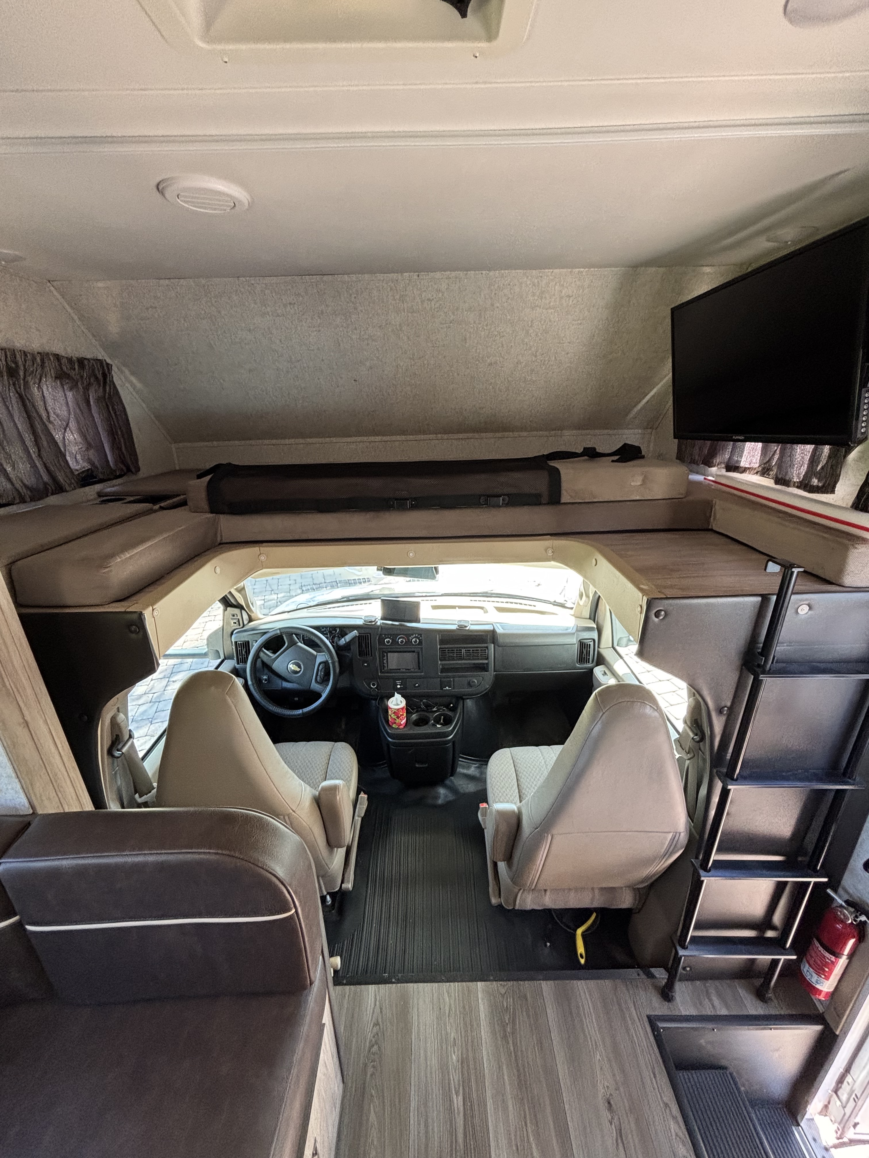 2017 Forest River SUNSEEKER 2500TS in lady lake FL
