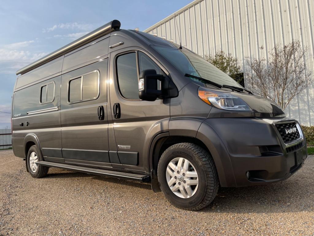 2022 Winnebago Travato 59g in pearl MS