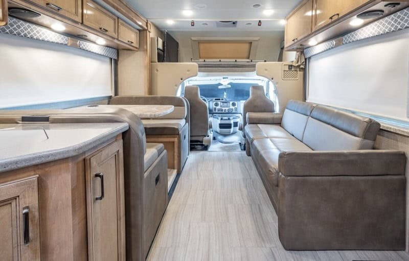 2020 Thor Motor Coach QUANTUM LF31 in port hueneme CA