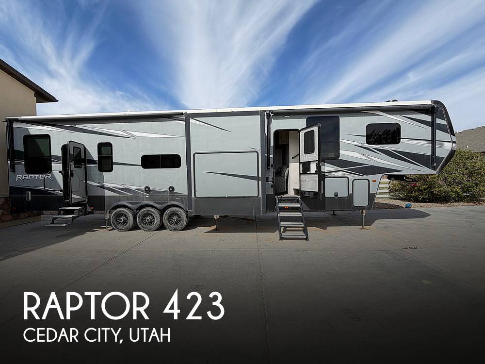 2021 Keystone Raptor 423 Fifth Wheel Toy Hauler RV