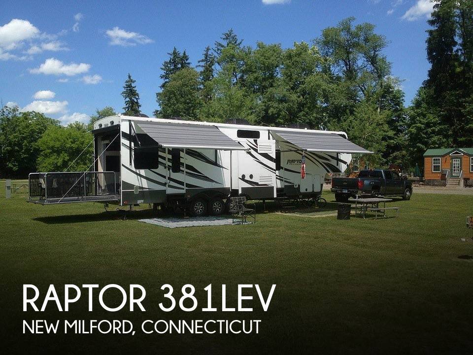 2013 Keystone Raptor 381LEV Fifth Wheel Toy Hauler RV