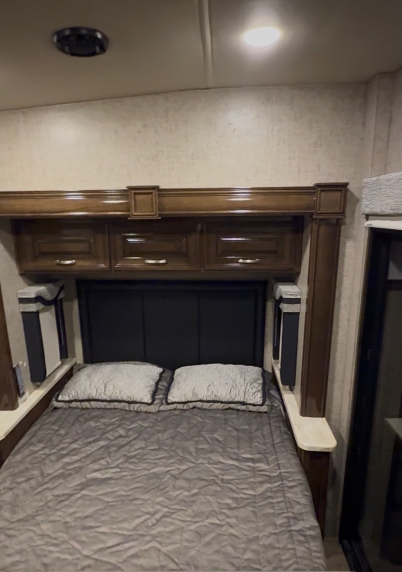 2018 Thor Motor Coach OUTLAW 37RB in palm coast FL
