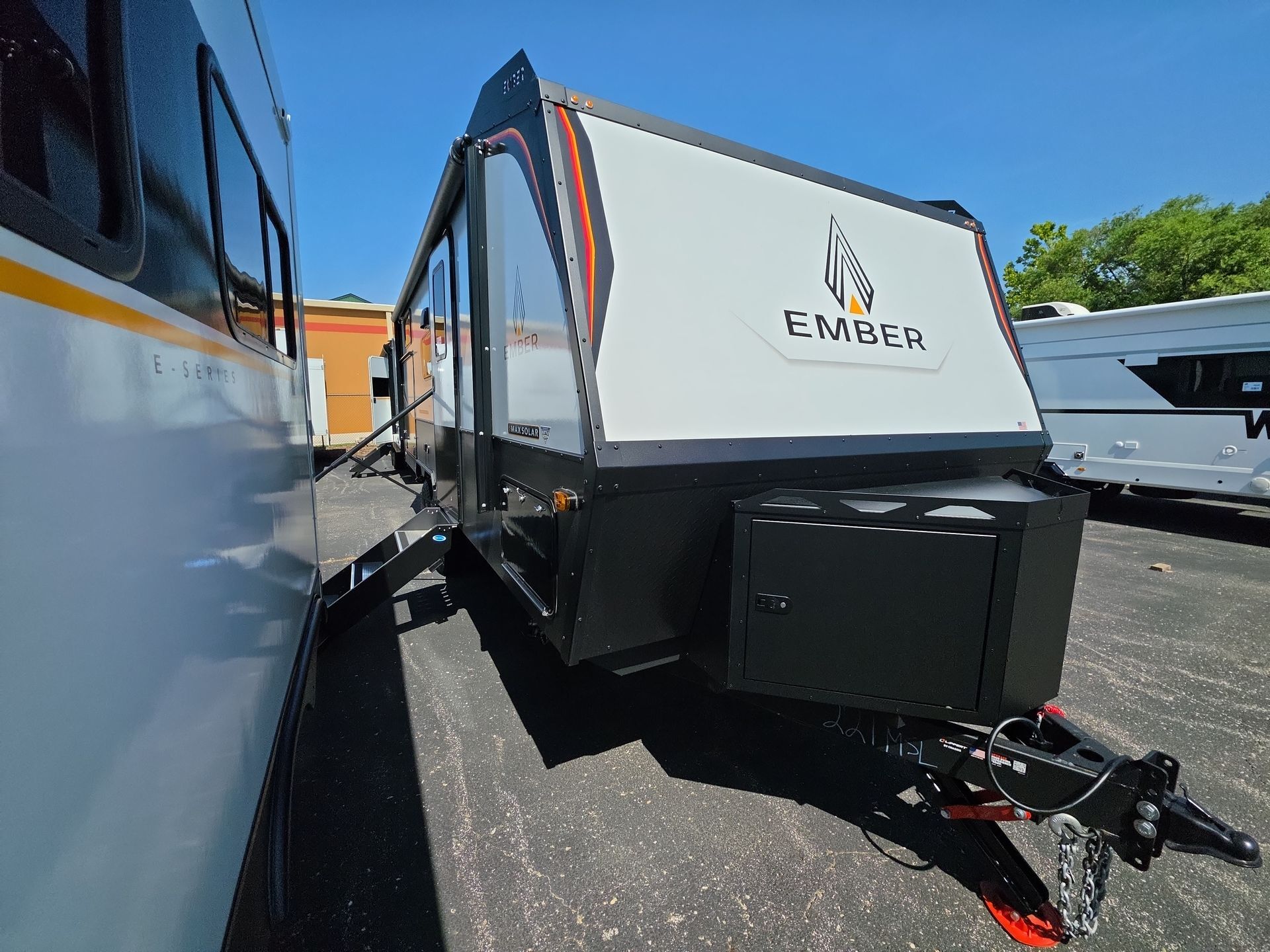 2026 Ember Overland Series 221MSL in eureka MO