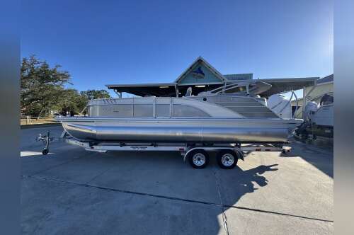 2026 Bennington L Bowrider Quad Bench 23 LTFB in orange beach AL