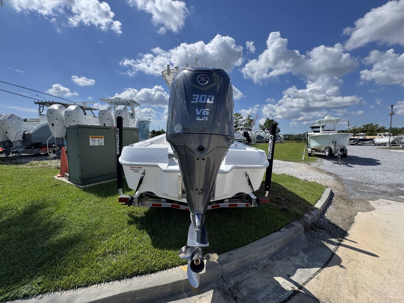 A photo of this 2026 Contender 26 Bay