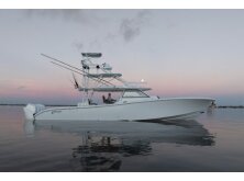 Yellowfin 36 Offshore Review image