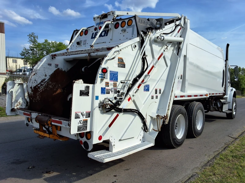 2015 FREIGHTLINER BUSINESS CLASS M2 106