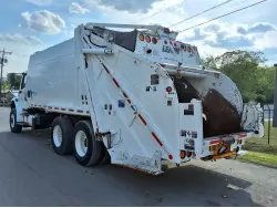 2015 FREIGHTLINER BUSINESS CLASS M2 106