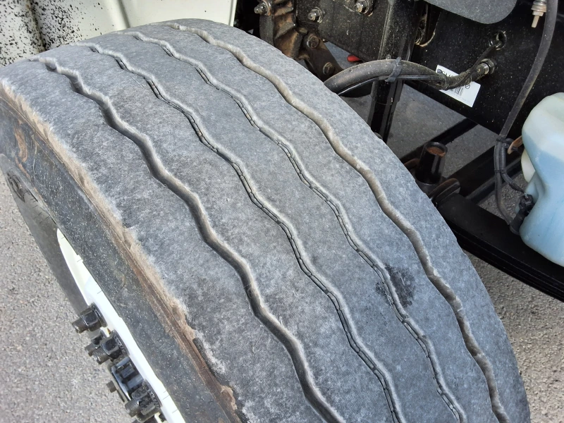 2015 FREIGHTLINER BUSINESS CLASS M2 106
