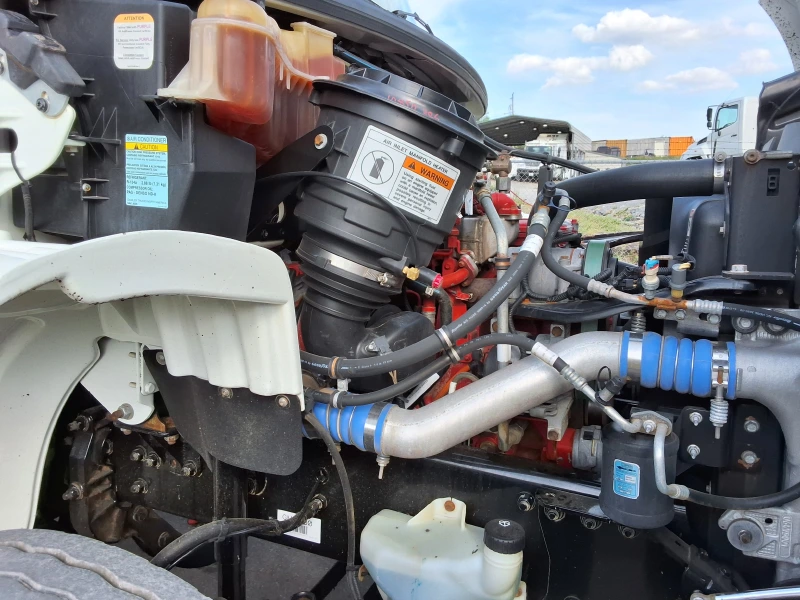 2015 FREIGHTLINER BUSINESS CLASS M2 106