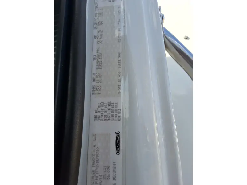 2015 FREIGHTLINER BUSINESS CLASS M2 106