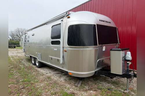 2020 Airstream INTERNATIONAL SERENITY 27FB TWIN in wichita KS